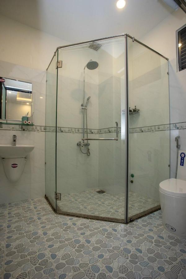 Hotel Khach San Hoang Long Nha Trang Exterior foto