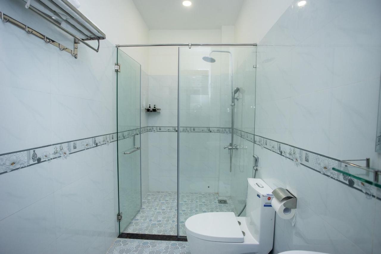 Hotel Khach San Hoang Long Nha Trang Exterior foto